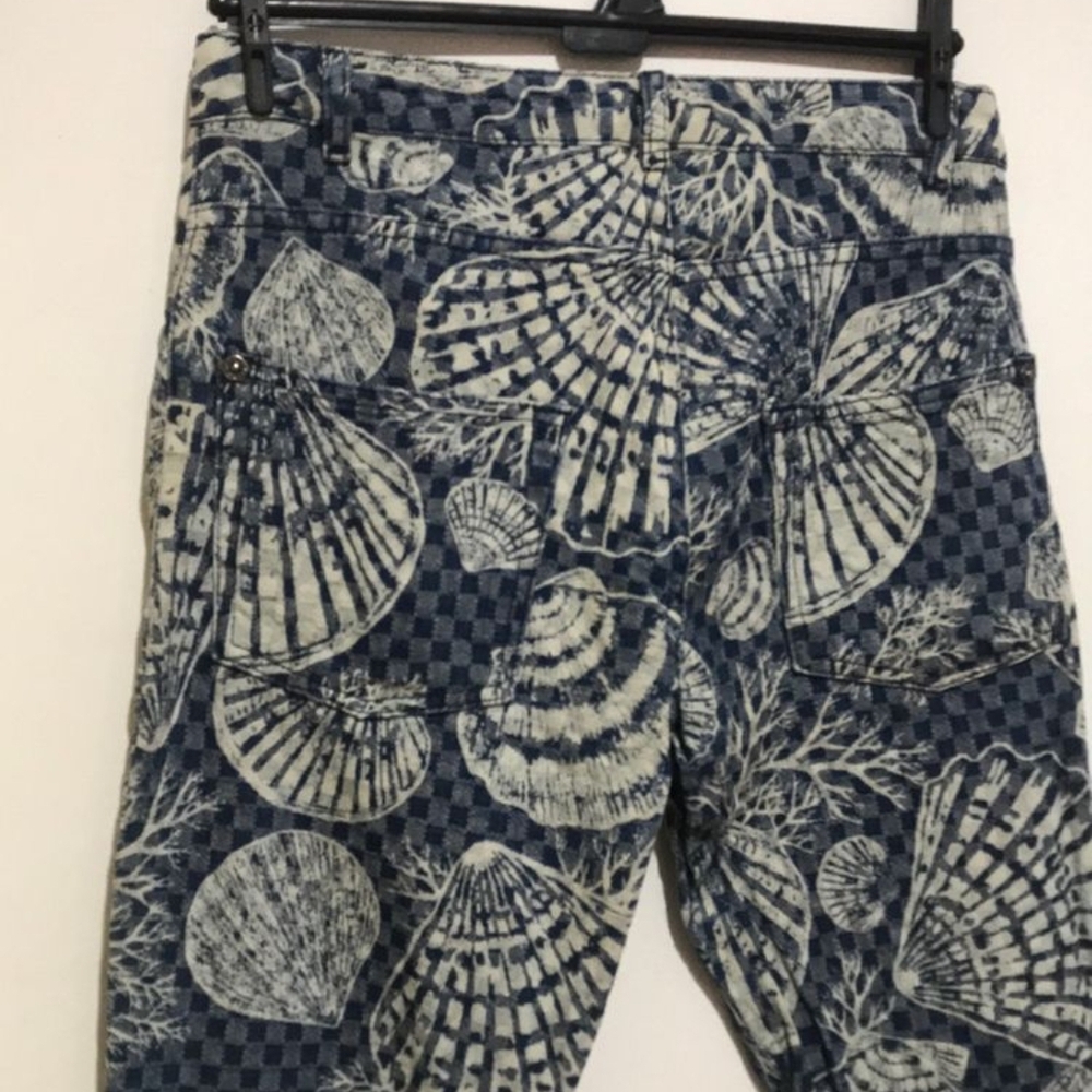 Blue And White Seashell Pattern Pants - image 3
